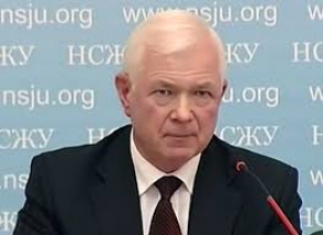 Экс-глава разведки Украины дал интервью в нижнем белье